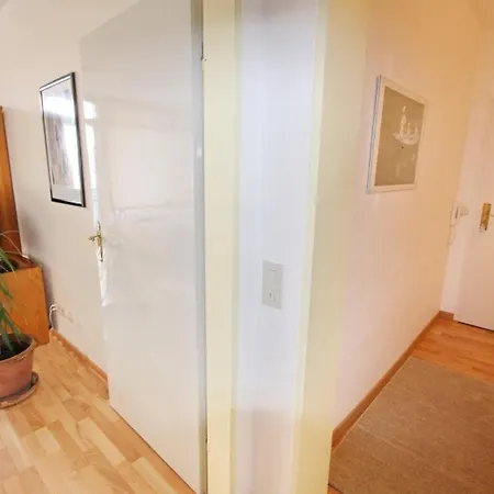 Dornroeschen Whg 3 דירה Grömitz