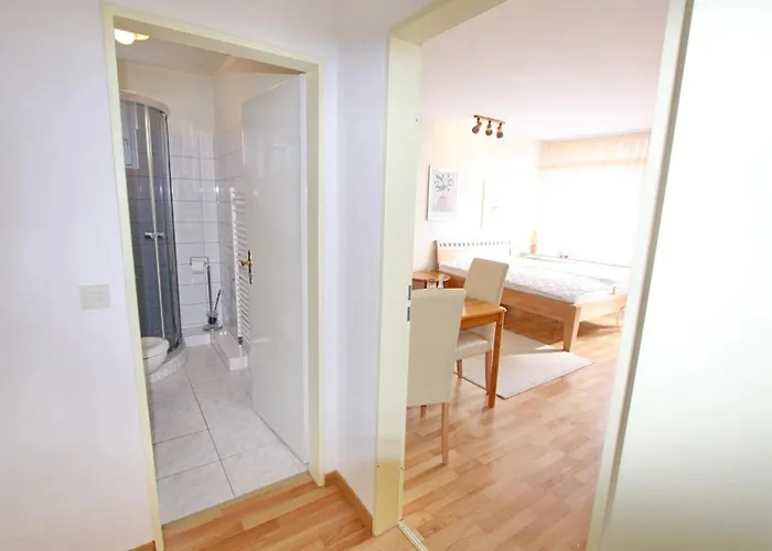 Dornroeschen Whg 3 *